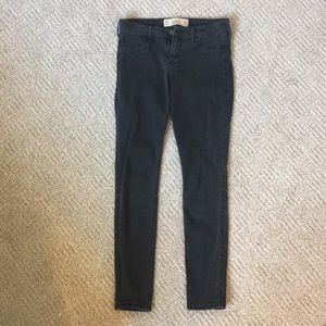 Skinny jean legging